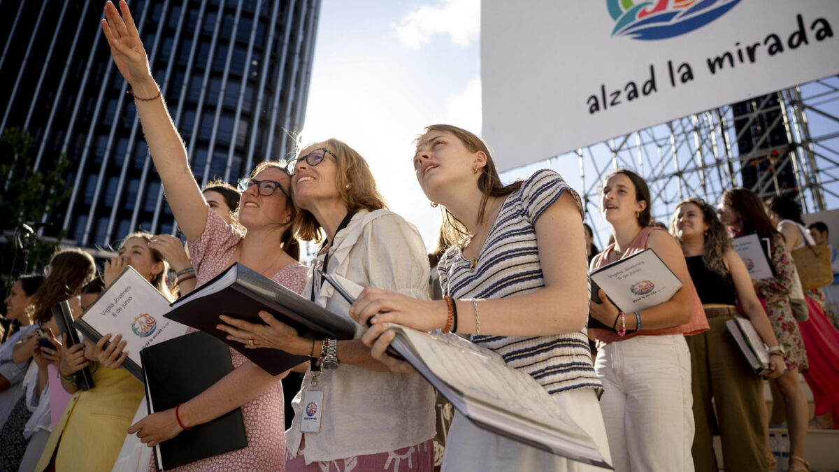 MADRID, 05/06/2026.- La Orquesta Sinfónica, Coro y Escolanía JMJ ultima estos días los ensayos para la visita papal. Decenas de músicos y cantantes preparan un repertorio especial que interpretarán ante León XIV en la vigilia del sábado en Madrid. EFE/Daniel González