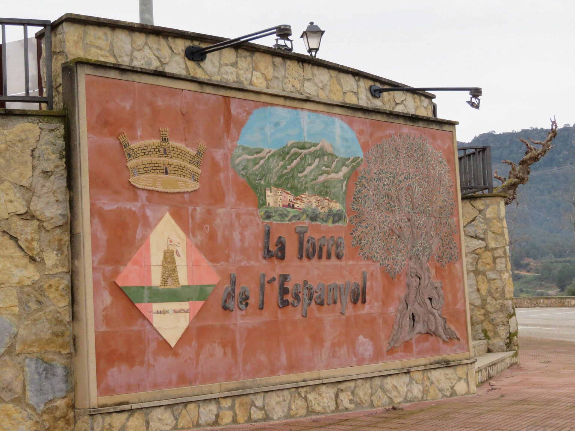 Mural de la Torre del Español - Sociedad Mural de la Torre del Español - Sociedad
