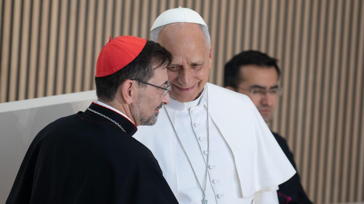 León XIV y el arzobispo de Madrid, el cardenal José Cobo Cano.