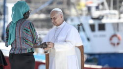 Arguineguin (Gran Canaria) (Spain), 11/06/2026.- Pope Leo XIV (R) attends a meeting with immigrants from Africa and Latin America and representatives of organizations working with immigrants at the Port of Arguineguin in Gran Canaria, Canary Islands, Spain, 11 June 2026. Pope Leo XIV is visiting Spain from 06 to 12 June 2026. (Papa, España) EFE/EPA/CIRO FUSCO