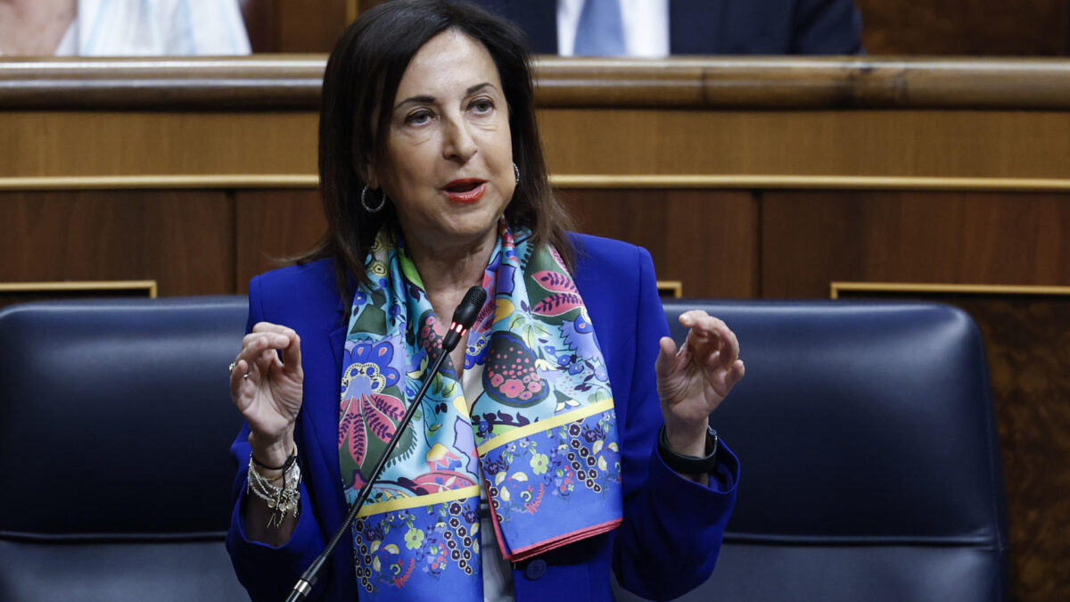MADRID, 10/06/2026.- La ministra de Defensa, Margarita Robles interviene en la sesión de control al Gobierno, este miércoles en el Congreso. EFE/Chema Moya