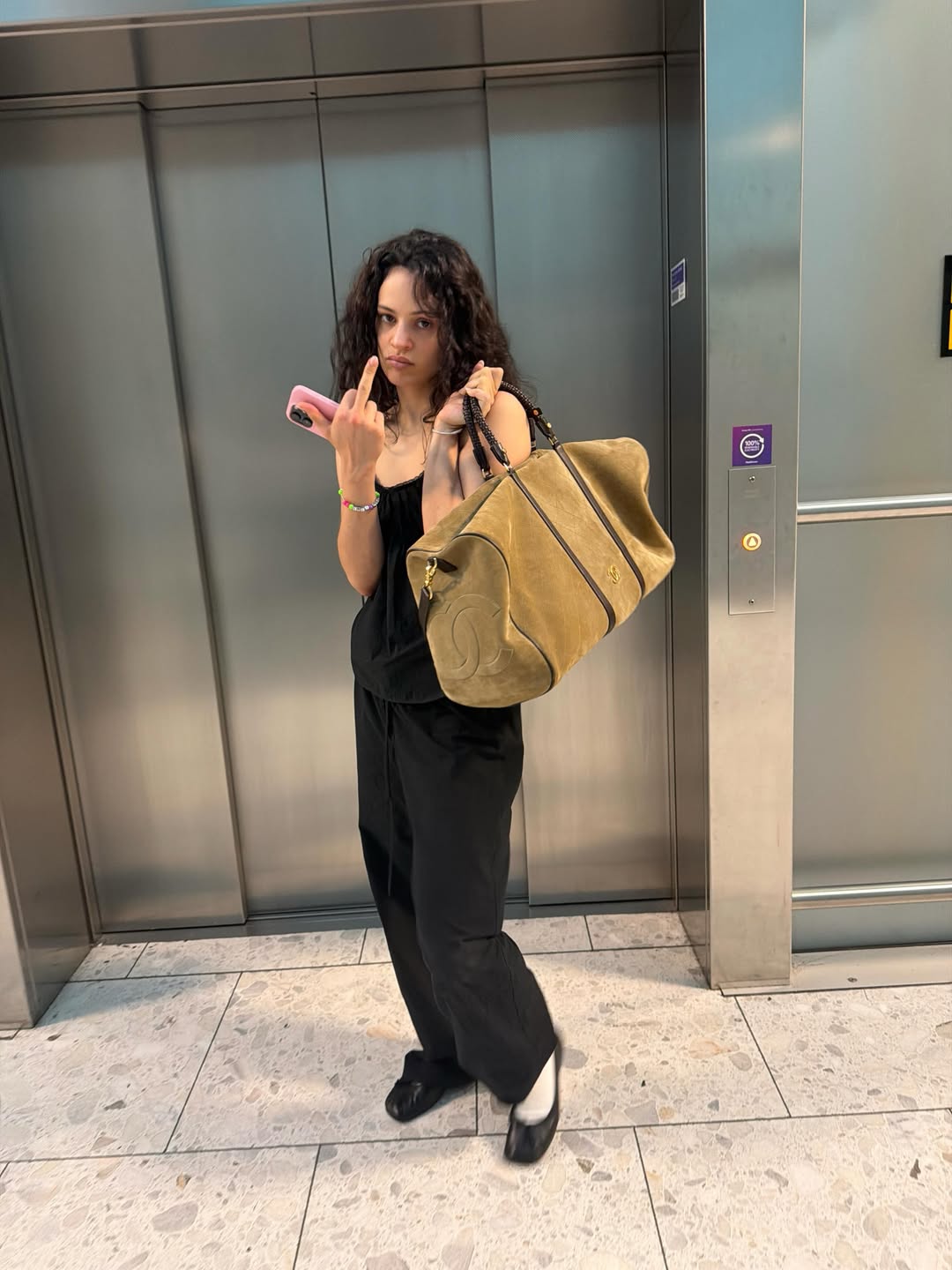Rosalía, en una foto subida por ella a su Instagram durante la gira
