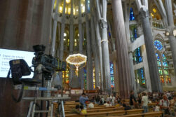 GRAFCAT3771. BARCELONA, 08/06/2026.- Vista de la Basílica de la Sagrada Familia de Barcelona este lunes donde se ultiman los preparativos para la llegada del papa León XIV a Barcelona. EFE/Alejandro García