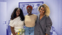 Rosalia Umabano Upunque (Biznegra), Jainaba Danso Jammeh (técnica de igualda y coinvestigadora) y la abogada en materia de migración y Derechos Humanos, Loueila Sid Ahmed Ndiaye