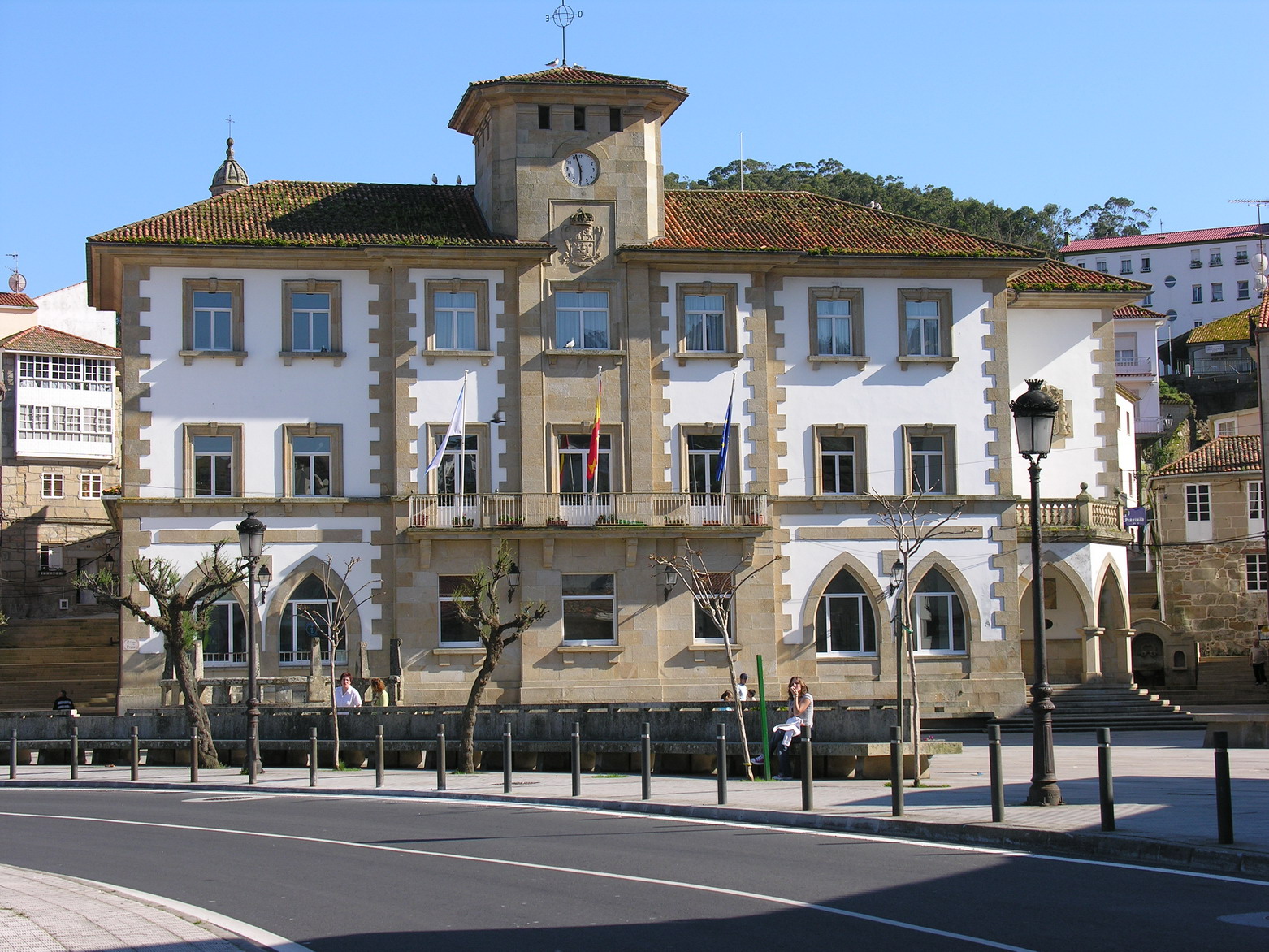 Ayuntamiento de Muros - Sociedad Ayuntamiento de Muros - Sociedad