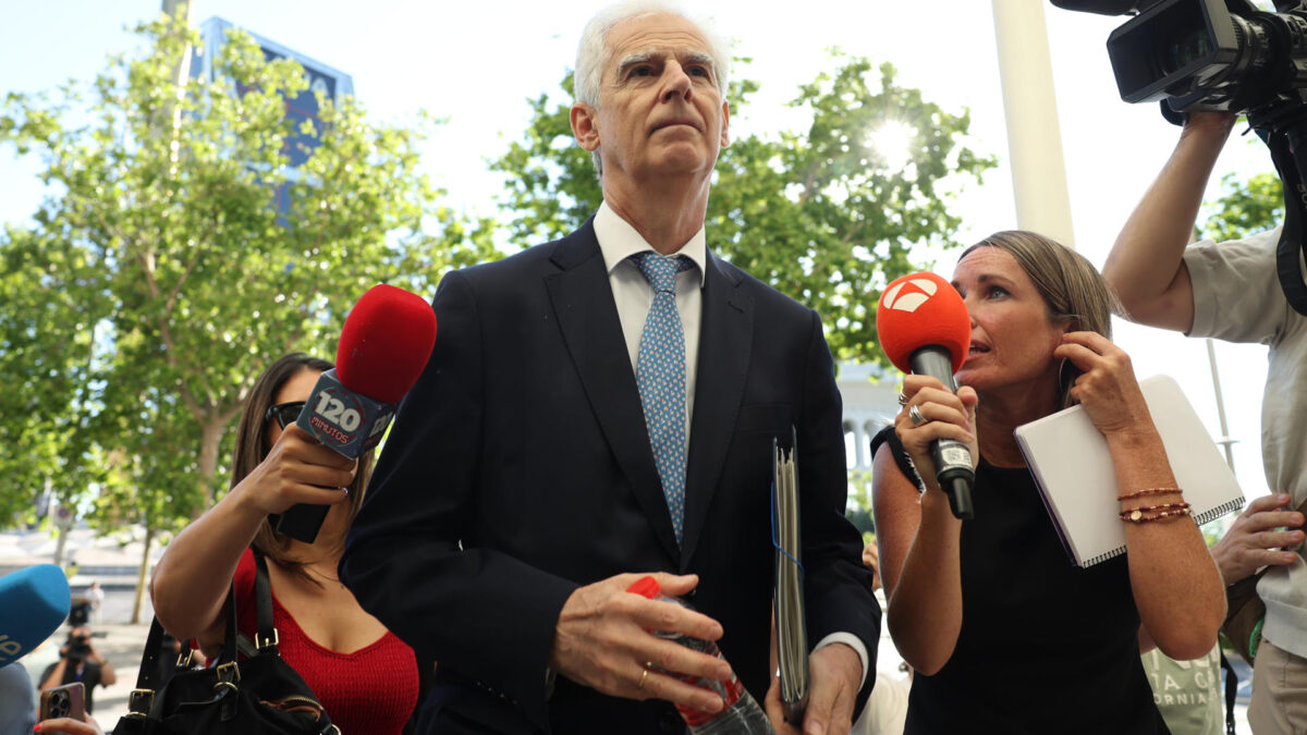 MADRID, 03/07/2026.- El vicepresidente de la SEPI, Bartolomé Lora, llega a los Juzgados de Plaza de Castilla este viernes para declarar como investigado en relación con los 475 millones de euros de ayudas públicas que recibió Air Europa.EFE/ Kiko Huesca
