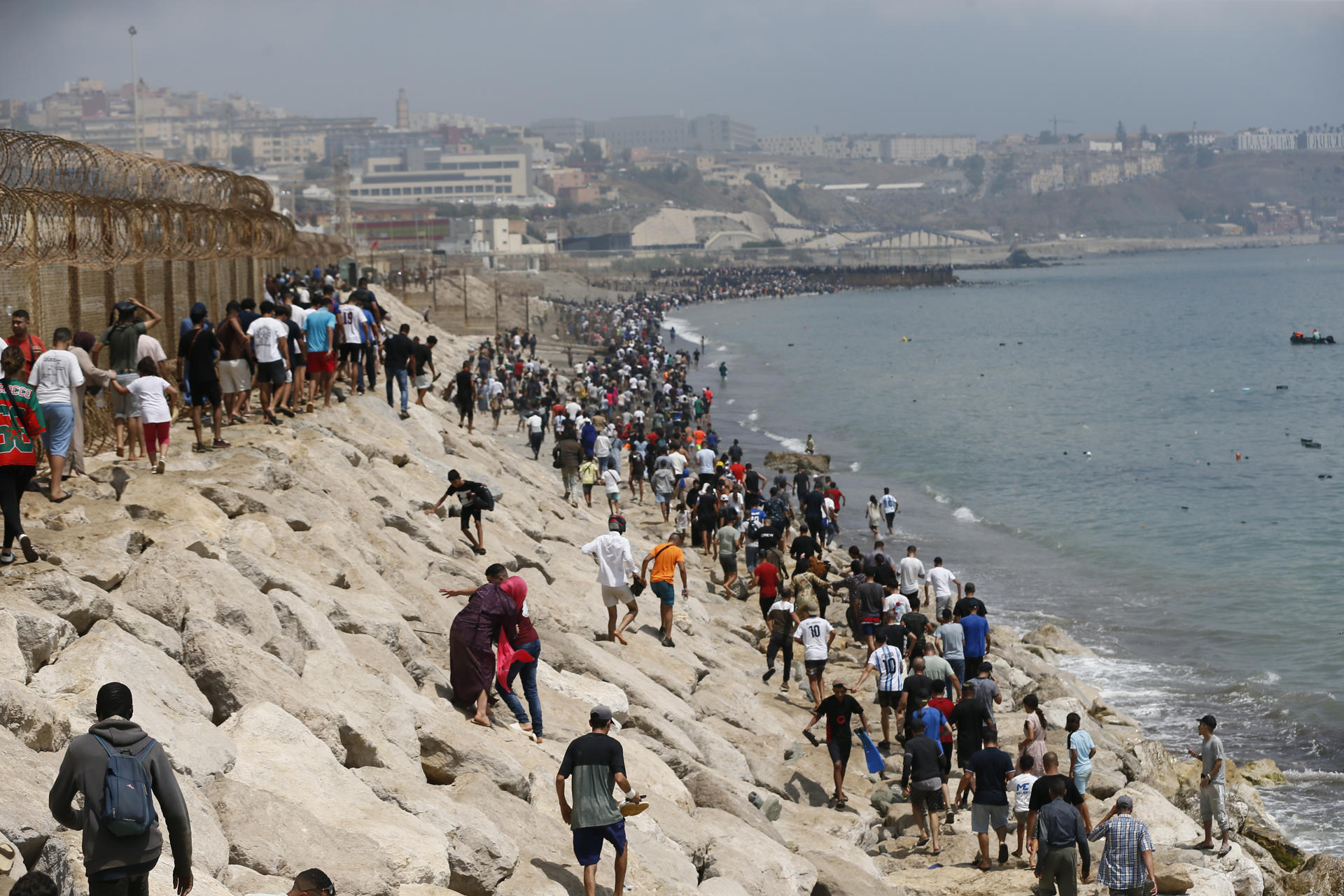 La guerra híbrida de Marruecos: el uso de migrantes como armas arrojadizas