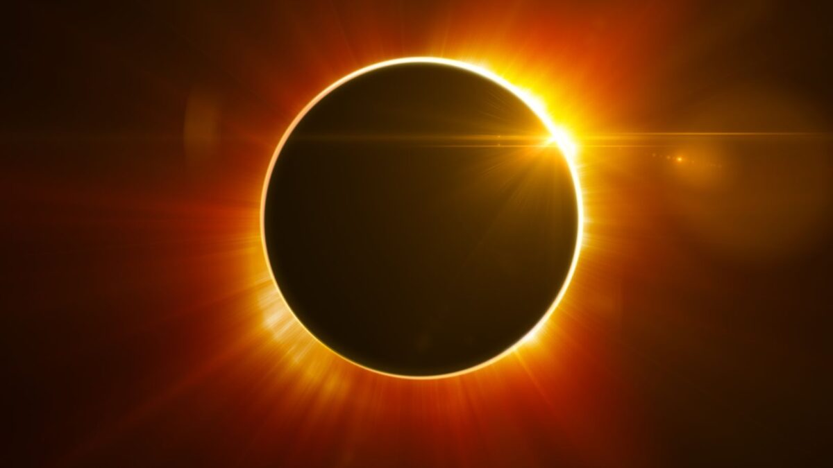 Eclipse de sol del 12 de agosto - Sociedad