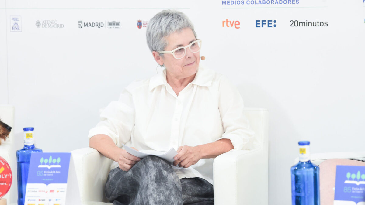 Eva Orúe en la presentación del tema de la 85ª Feria del Libro de Madrid.