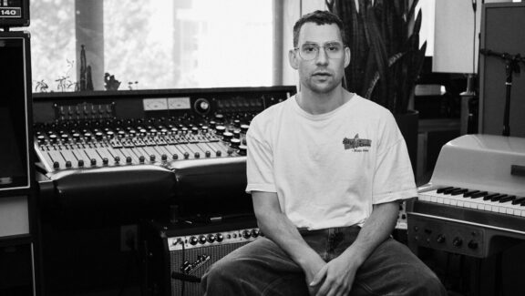 Jack Antonoff en los estudios Electric Lady, 2023.