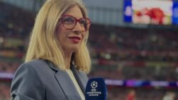 Lola Hernández durante un partido de la Champions League