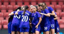 Las jugadoras del London City Lionesses celebrando un gol