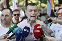 MADRID, 04/07/2026.- Antonio Maíllo, coordinador federal de Izquierda Unida, durante la manifestación del Orgullo 2026 , que con el lema "¡A las calles con orgullo! Disidencia y resistencia" recorre las calles de Madrid este sábado.-EFE/ Sergio Pérez
