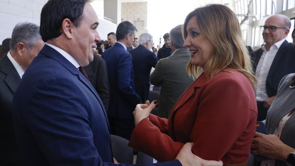 El president de la Generalitat, Juanfran Pérez Llorca y la alcaldesa de Valencia, María José Catalá