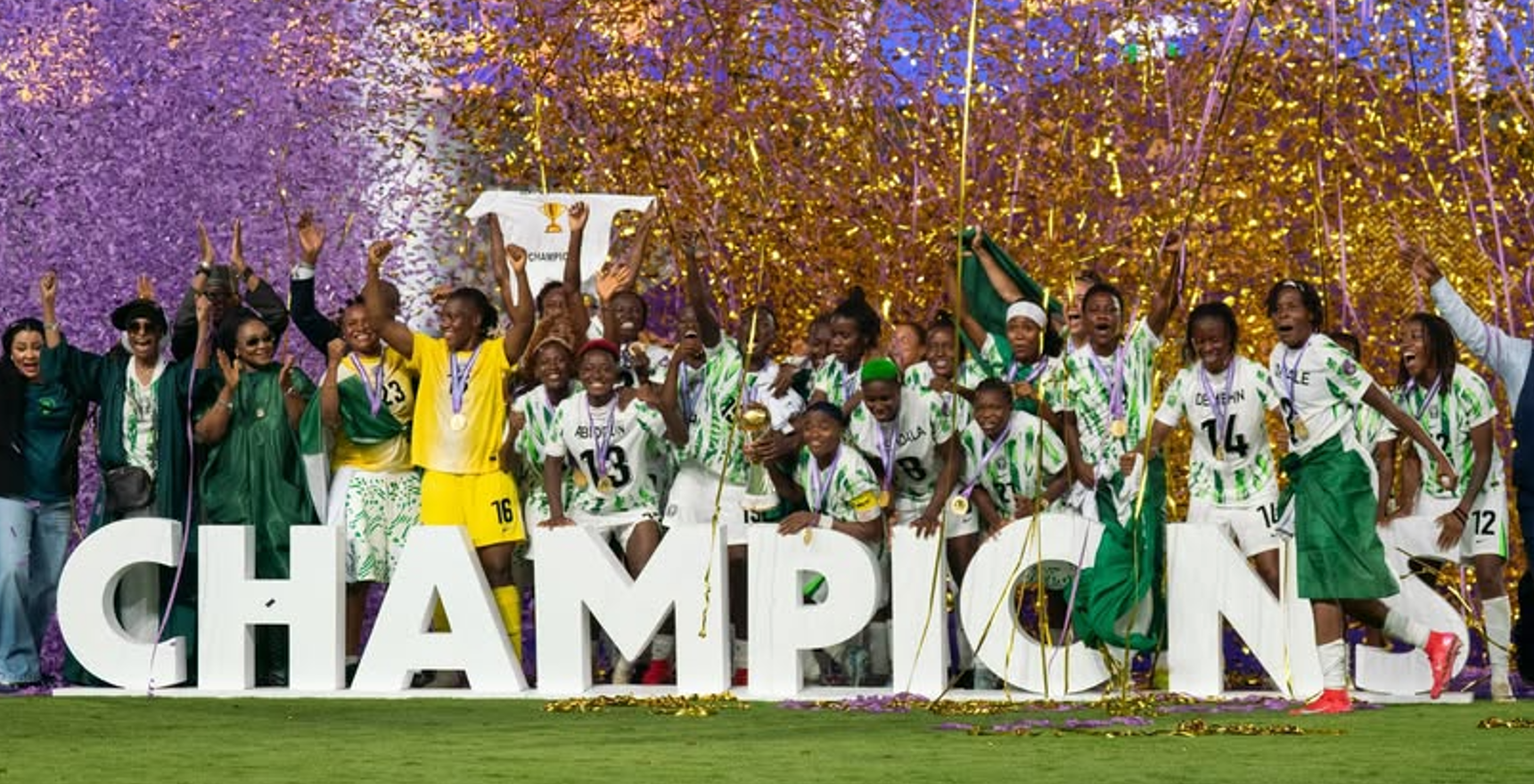 Las jugadoras de la selección de Nigeria celebrando el título de la WAFCON en 2024