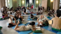 Una 'reading party' en el Salón de Baile del Círculo de Bellas Artes.