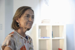 MADRID, 16/07/2026.- La exministra y actual líder del PSOE de Madrid, Reyes Maroto, tiene claro que sus compañeros de partido avalarán en las primarias municipales sus tres años de oposición en el Ayuntamiento de la capital así como el proyecto que tiene para la ciudad, que cuenta con "raíces, equipo" y el apoyo de "la militancia de base". En una entrevista con EFE, Maroto expone su plan para Madrid, muestra su confianza en que ganará la votación del domingo donde se enfrentará a la que hasta ahora ha sido su mano derecha en el Ayuntamiento, Enma López, e invita a que sea ella la que tenga que mostrar qué diferencias habrá entre ambas propuestas.- EFE/ Víctor Lerena