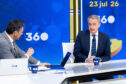 Zapatero niega haber mediado por el rescate de Plus Ultra y no aclara el origen de las joyas: “Son un regalo de cortesía”