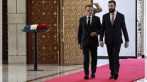 El presidente francés, Emmanuel Macron, y el presidente de Siria, Ahmad al-Sharaa.