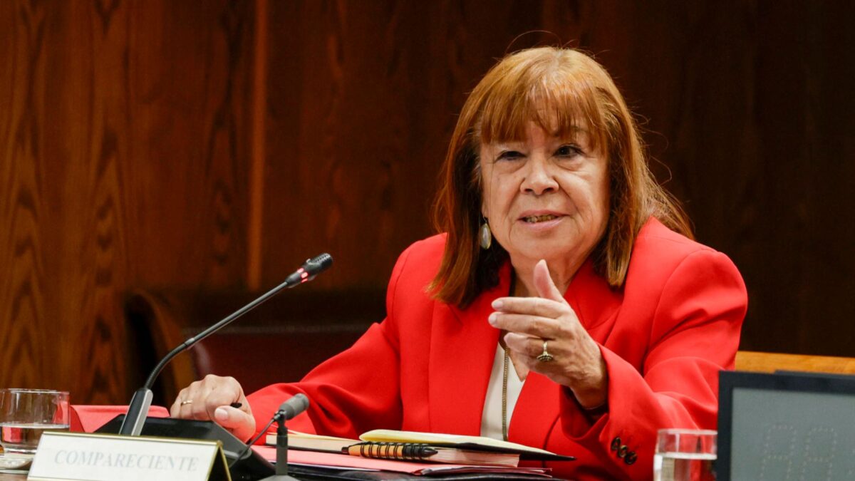 La presidenta del PSOE, Cristina Narbona, en el Senado.