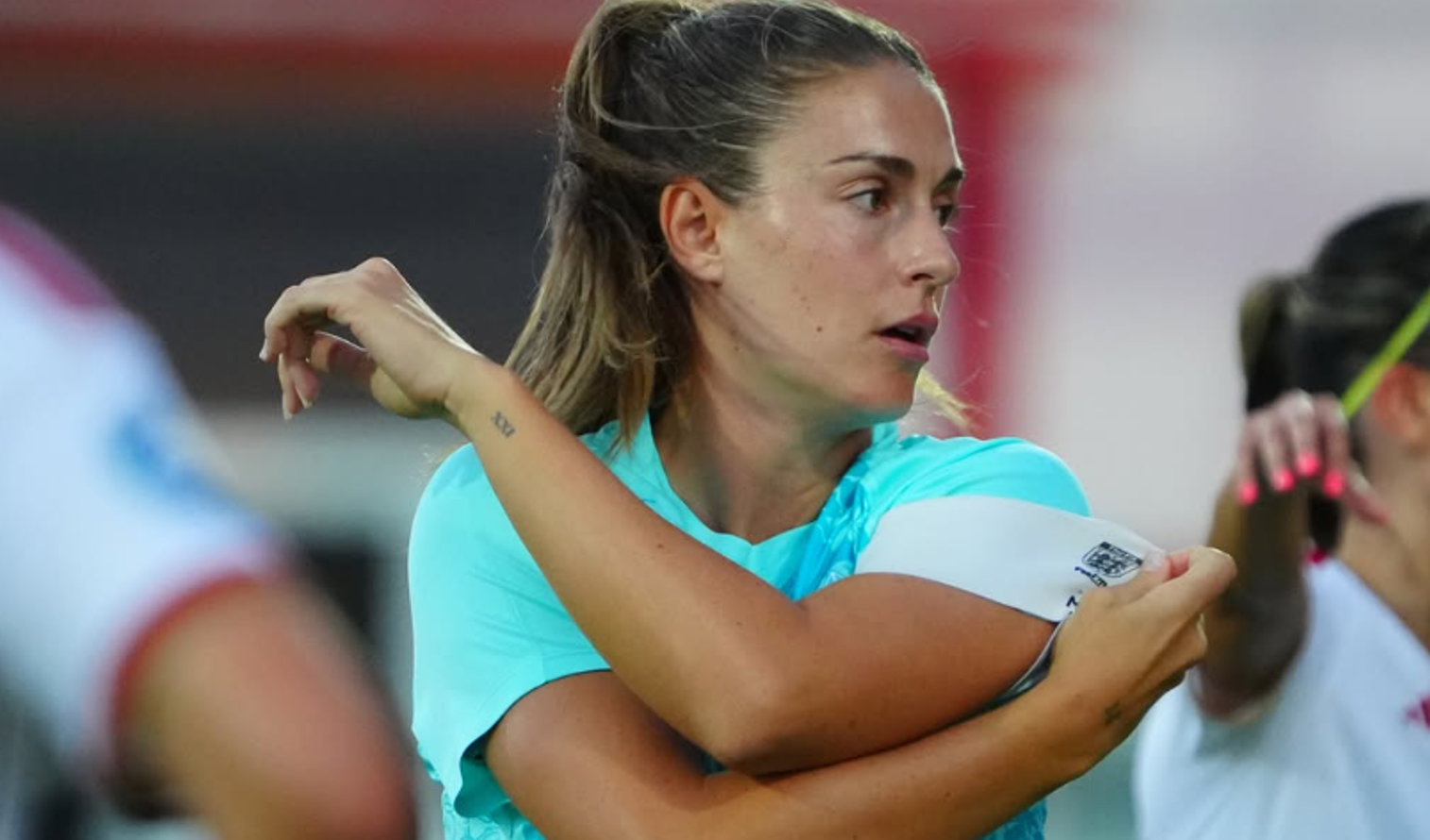 Alexia Putellas con el brazalete de capitana del London City Lionesses