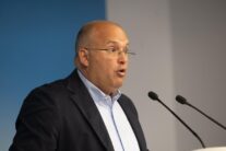 El secretario general del PP, Miguel Tellado, durante la rueda de prensa de esta mañana