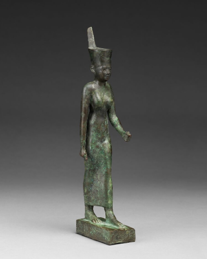 Una estatua de la diosa egipcia Neith, expuesta en el Metropolitan Museum de Nueva York