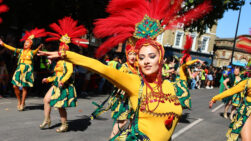 Fotografía de una edición pasada del Notting Hill Carnival.