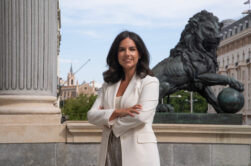 Pepa Millán es la portavoz de Vox en el Congreso