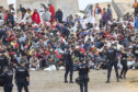 ¿Cómo pueden 80.000 personas movilizarse a la vez? Las matemáticas de la avalancha de Ceuta