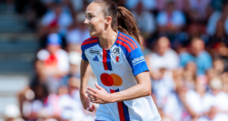 Caroline Weir celebrando uno de sus goles ante el London City Lionesses en la Mastercard Cup