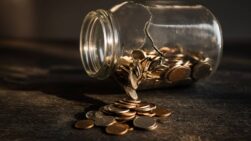 Comisiones ocultas - Economía