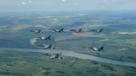 F-18 del DAT «Paznic» integrados en un ejercicio FDO en Rumanía