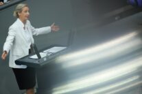 Berlin (Germany), 09/09/2026.- Alternative for Germany (AfD) party and parliamentary group co-chairwoman Alice Weidel speaks during a debate at the German parliament, the Bundestag, in Berlin, Germany, 09 September 2026. Members of parliament discuss, among other topics, the budget of the Chancellor and the Chancellery during the general debate. (Alemania) EFE/EPA/CLEMENS BILAN