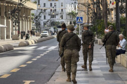 CEUTA, 22/09/2026.- militares desplegados en pleno centro de la ciudad autónoma de Ceuta este martes, un día antes de las elecciones legislativas en Marruecos este miércoles. EFE/Roberto Ruiz Oliva