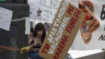 Desde dentro de la protesta de Sol: “La protesta debe continuar ante el Congreso o en cualquier lado”
