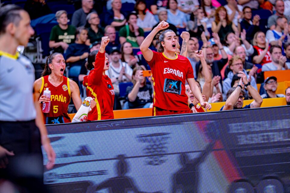 España se mete en semifinales por cuarta vez en su historia