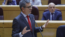 MADRID, 15/09/2026.- El ministro de la Presidencia, Justicia y Relaciones con las Cortes, Féliz Bolaños, interviene durante la sesión de control al Gobierno celebrada hoy en el Senado. EFE/Zipi Aragón