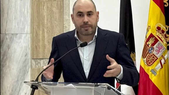 Gonzalo Sanz - Política