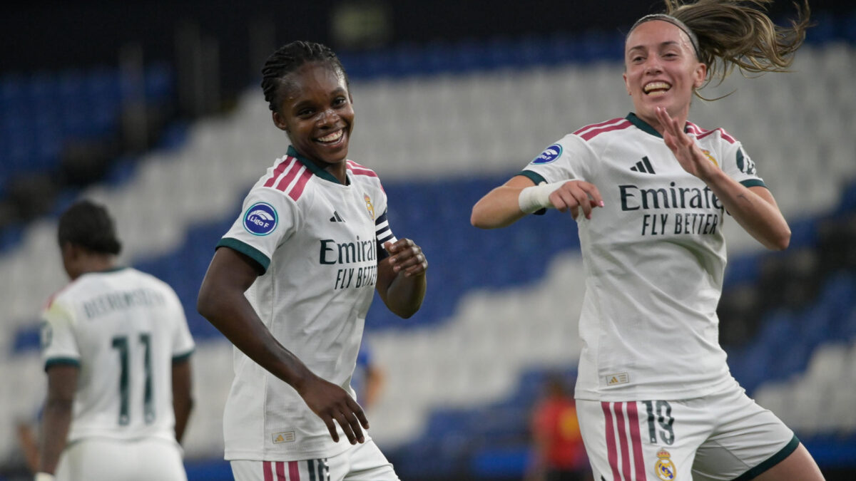 A Coruña, 11/09/2026.- Las jugadoras del Real Madrid celebran el primer gol durante el encuentro correspondiente a la tercera jornada de la Liga F Moeve que disputan este viernes en el Depor Abanca y Real Madrid en el estadio de Riazor, en A Coruña. EFE / Moncho Fuentes.