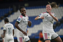 A Coruña, 11/09/2026.- Las jugadoras del Real Madrid celebran el primer gol durante el encuentro correspondiente a la tercera jornada de la Liga F Moeve que disputan este viernes en el Depor Abanca y Real Madrid en el estadio de Riazor, en A Coruña. EFE / Moncho Fuentes.