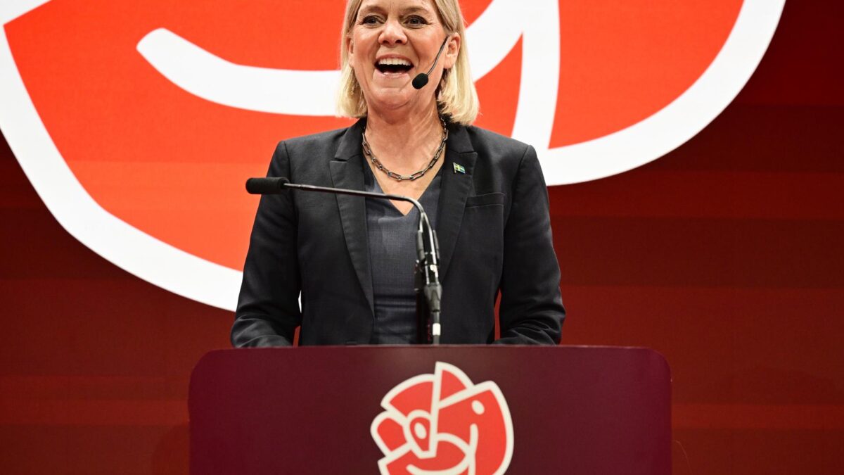 STOCKHOLM (Sweden), 14/09/2026.- Social Democrats party leader Magdalena Andersson speaks during the Social Democrats' election night watch party at the Stockholm Waterfront Conference Center in Stockholm , Sweden, 13 September 2026. (Elecciones, Suecia, Estocolmo) EFE/EPA/JONAS EKSTROMER SWEDEN OUT