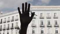 La acampada de Sol sigue sin encontrar al “Gobierno progresista”, crece y se mantiene