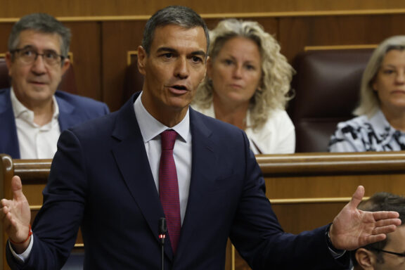 MADRID, 09/09/2026.- El presidente del Gobierno, Pedro Sánchez, interviene durante la primera sesión de control del Congreso del curso político, este miércoles. EFE/ J.J. Guillén