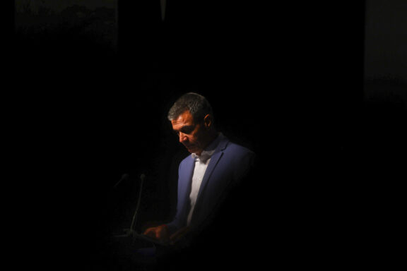 FOTODELDÍA - MADRID, 04/09/2026.- El presidente del Gobierno, Pedro Sánchez, inaugura la XXVI Asamblea del Consejo de la Juventud de España, este viernes en Madrid.- EFE/Kiko Huesca