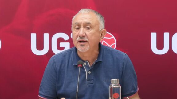 Pepe Álvarez, secretario general de UGT en rueda de prensa.