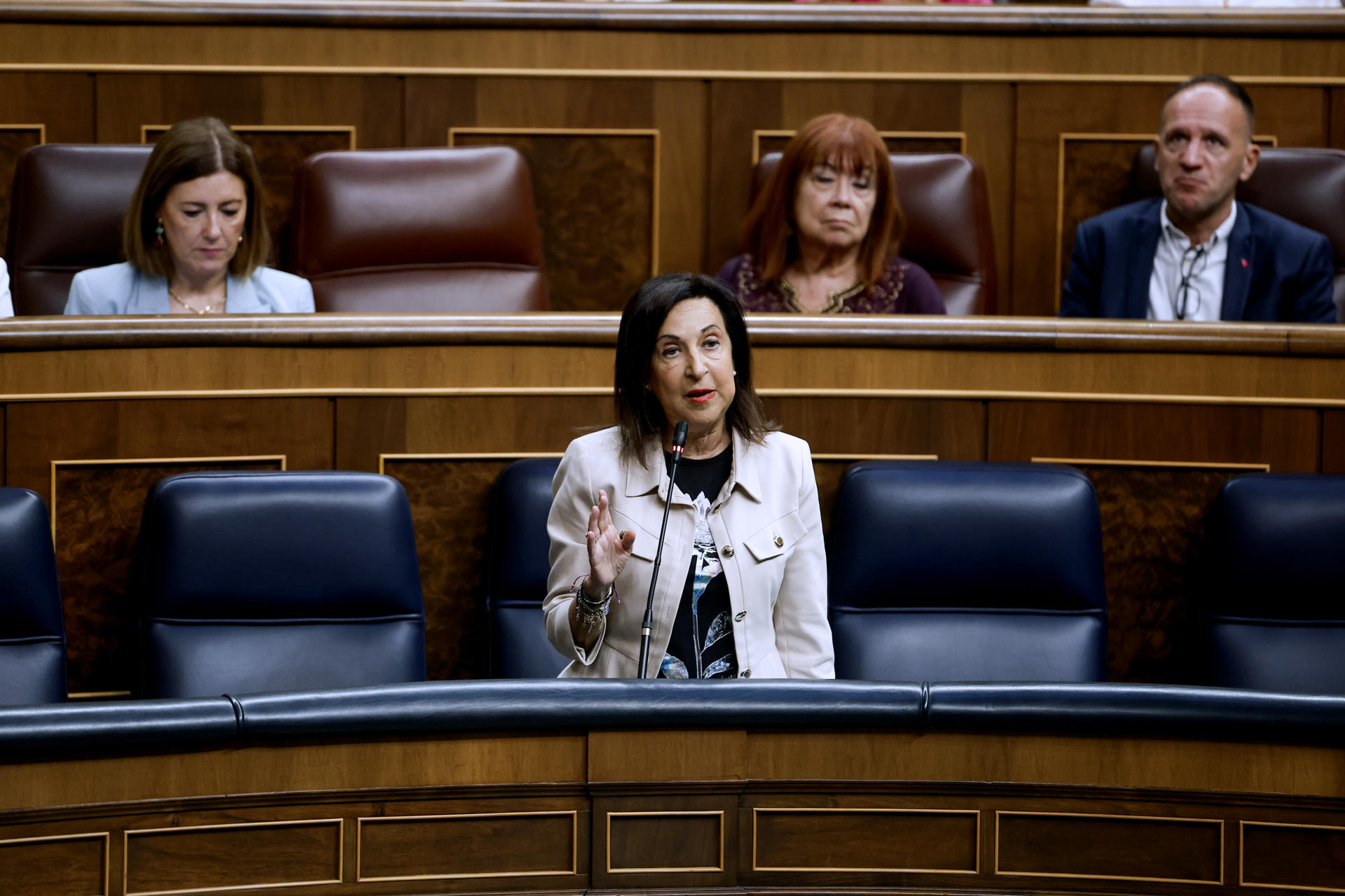 MADRID, 23/09/2026.- La ministra de Defensa, Margarita Robles interviene la sesión de control al Gobierno celebrada este miércoles en el Congreso. EFE/Javier Lizón