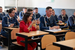 La ministra de Defensa, Margarita Robles, durante la inauguración del curso académico militar 2026-2027