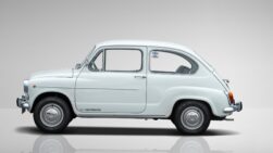 El primer Seat 600 salió al mercado el 27 de junio de 1957.