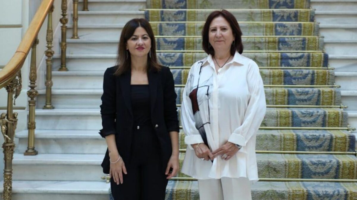 La fiscal general del Estado, Teresa Peramato, y la ministra Sira Rego. Fiscalía General del Estado